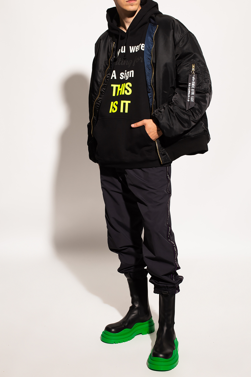 Vetement x store alpha industries